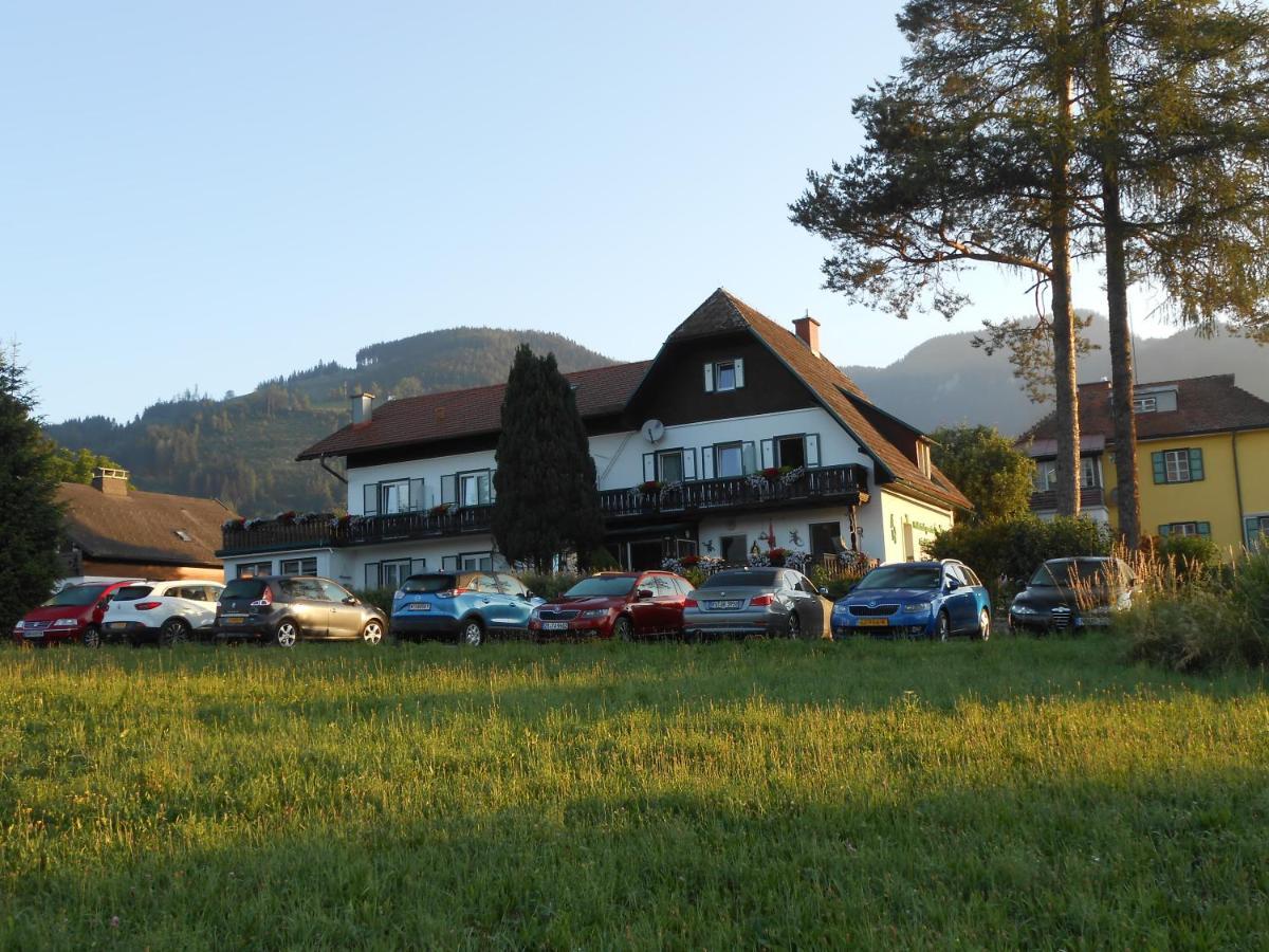 Pension Gierlinger Aflenz Kurort Екстер'єр фото